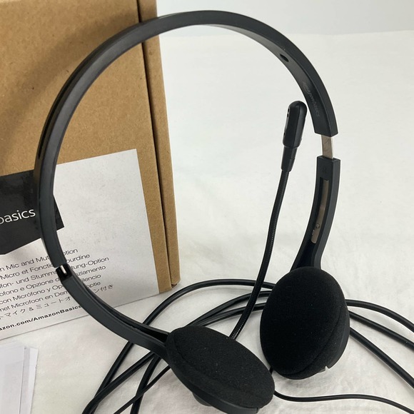 amazonbasics. USB Headset with Mic and Mute Option, Black - Picture 3 of 5
